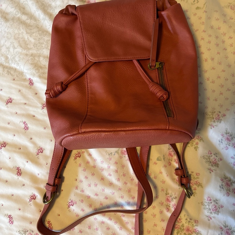 Elegant Leather Backpack in Dusty Rose Color